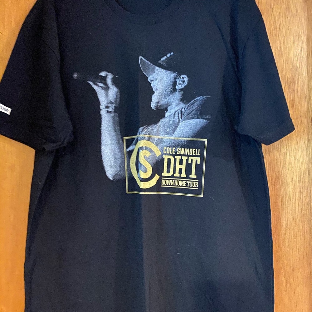 Cole Swindell DHT concert T-Shirt